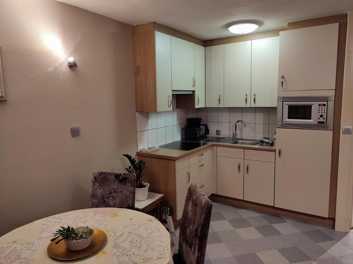 Your Stay In Kelmis - La Calamine- Cosy Apartment In The Ardennes -Three-Country Point - Neu-Moresnet Eksteriør billede